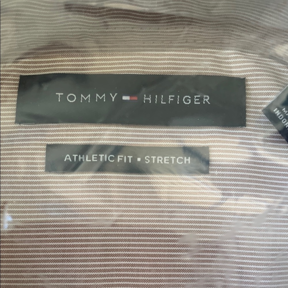 Tommy Hilfiger Tan and White Dress Shirt Classic Style athletic fit  14.5 32/33 - Picture 9 of 11